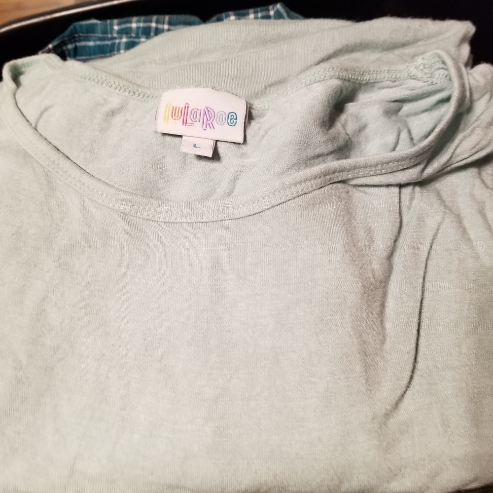 Lularoe irma